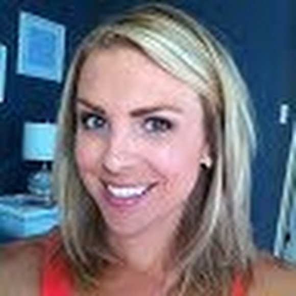 Meet your Posher, Taylor - Picture 1 of 1